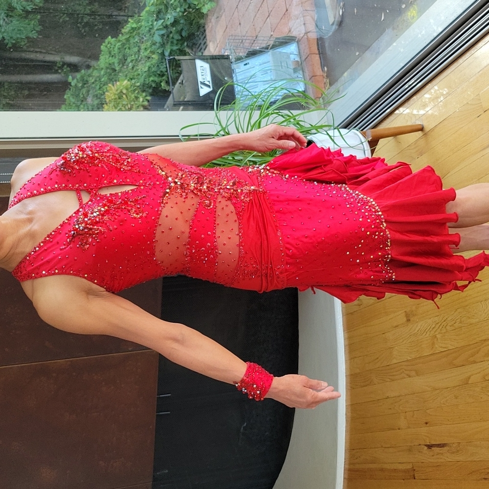 PERFORMANCE COMPETITION LATIN RHYTHM SALSA DRESS